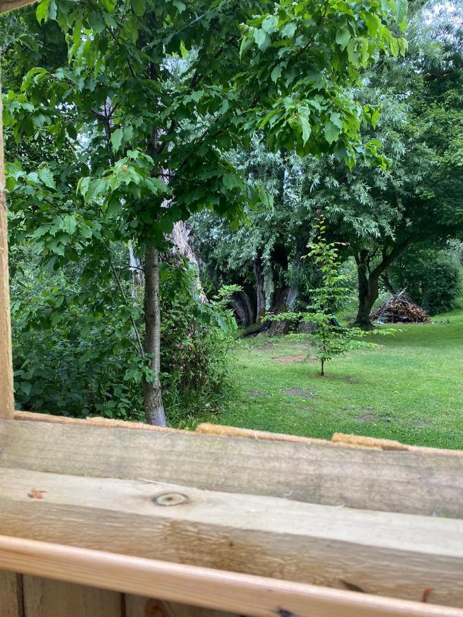 Cosy Dog Friendly Lodge With An Outdoor Bath On The Isle Of Wight Whitwell  Екстериор снимка